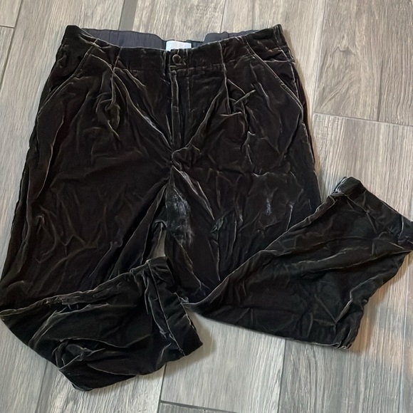 Anthropologie cropped crushed faux velvet trousers ￼ - Picture 1 of 10